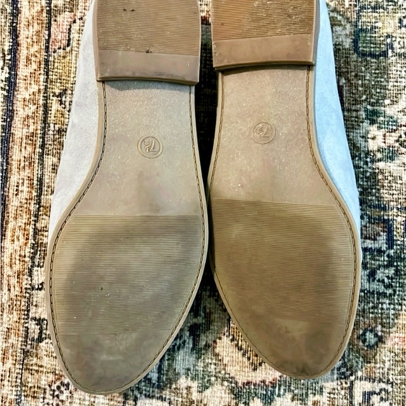 Universal Thread Loafers - Picture 3 of 4